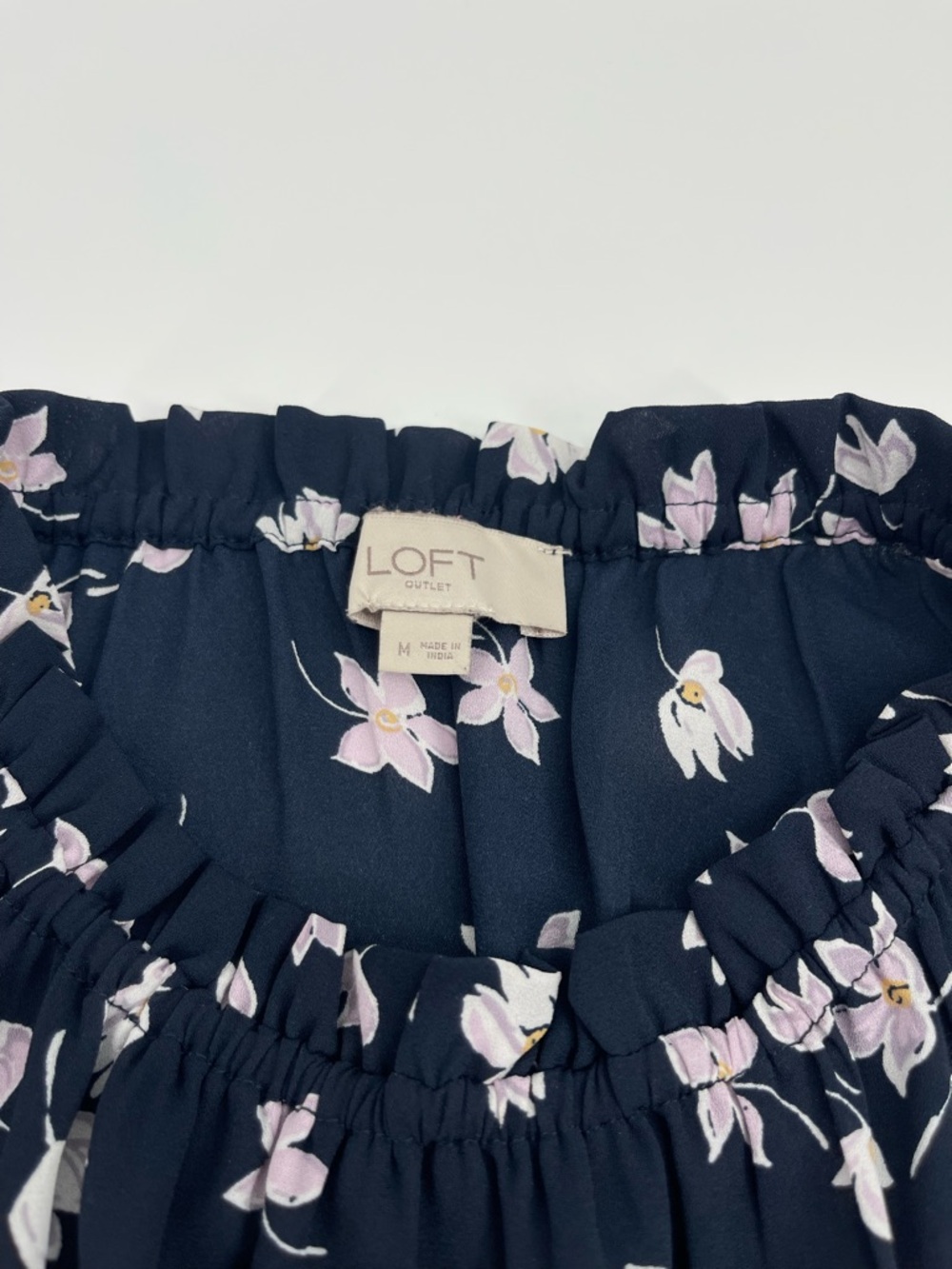 LOFT Floral Medium Sleeveless Top Coquette Grandmacore Cottagecore Dark Floral - Picture 2 of 9